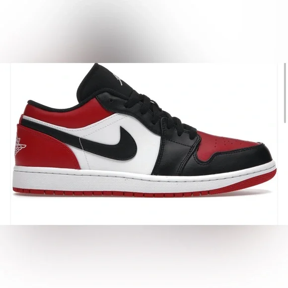 Jordan 1 Low Bred Toe Size 7.5M/9W - Picture 1 of 12